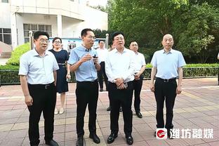 你还好吧？内维尔：我看了集锦，0-3看起来已经不错了呢